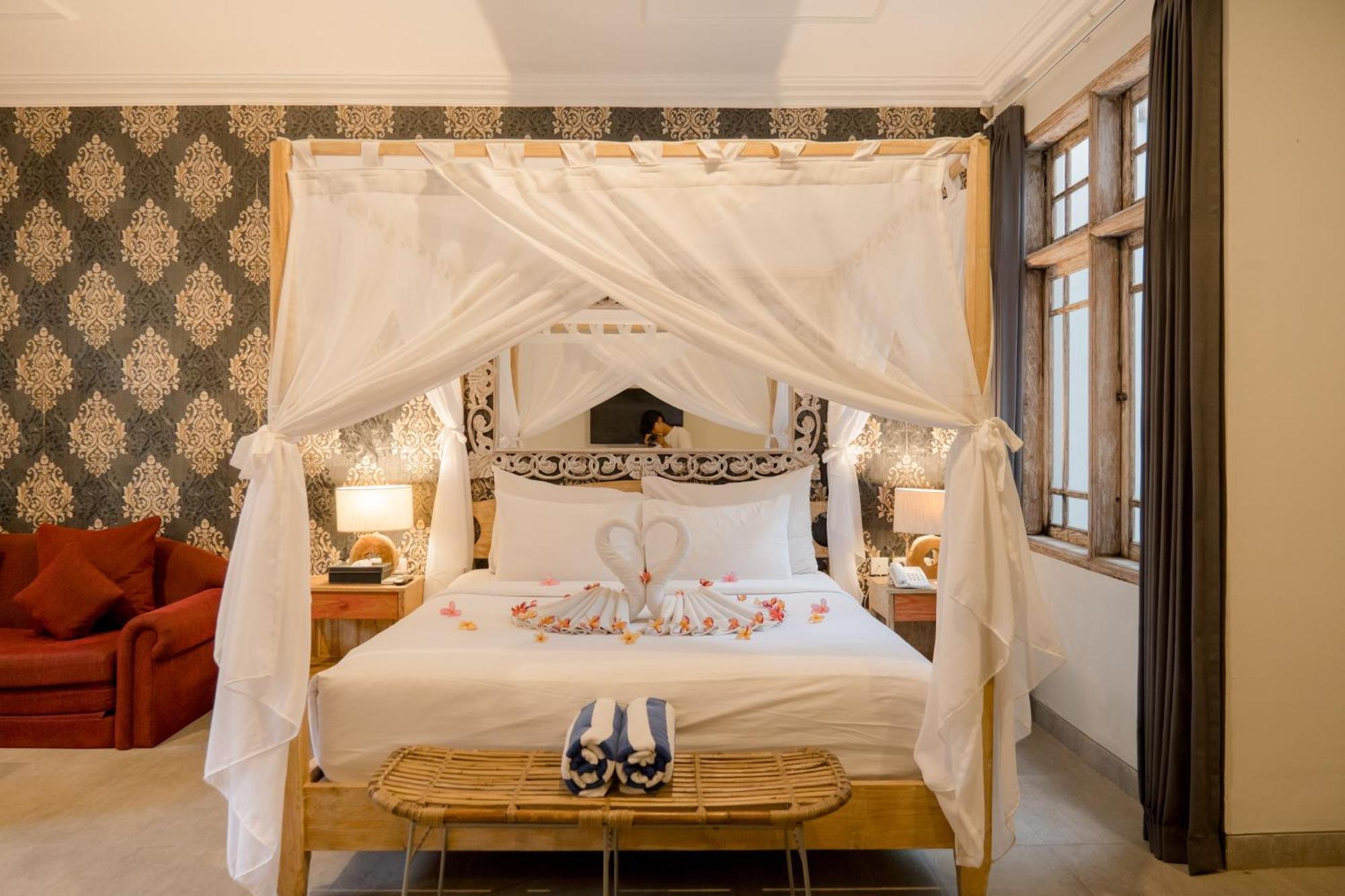 18 Loft At Kuta 4*