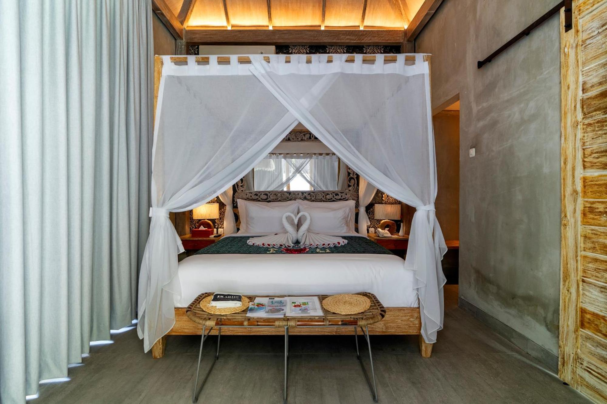 18 Loft At Kuta Resor 4*