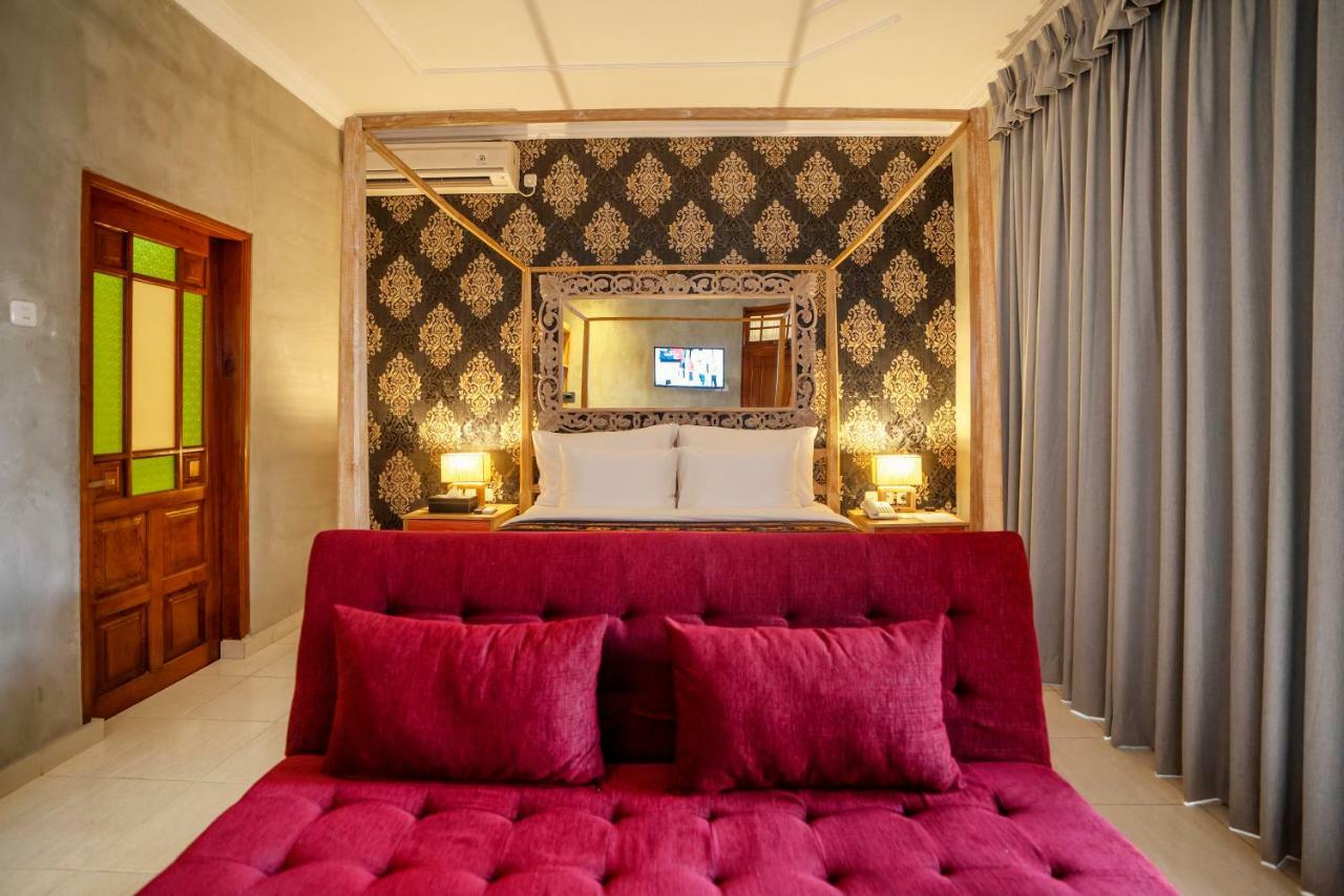 18 Loft At Kuta Resor